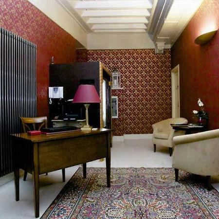 Palazzo Riario Bed & Breakfast Viterbo Bagian luar foto